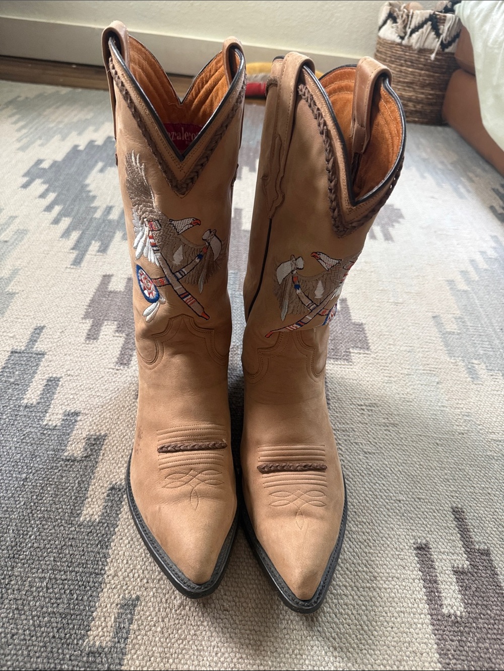 Mescalero cowboy boots. Tan Leather Embroidered Western Boots